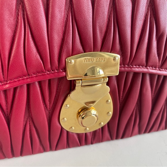 Miu Miu Matelasse Bag - Picture 5 of 9